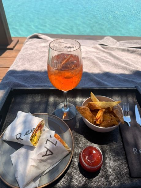 罗卡贝拉米克诺斯艺术温泉酒店-旅行者