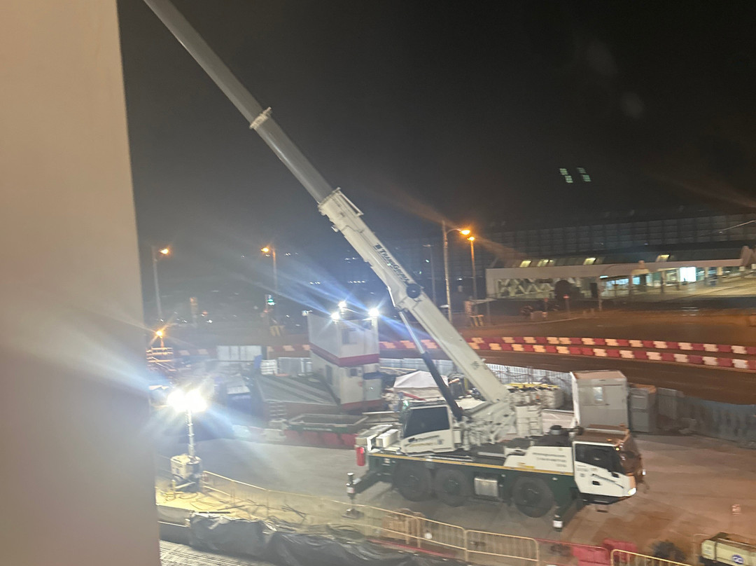 唯您马德里精品酒店主图