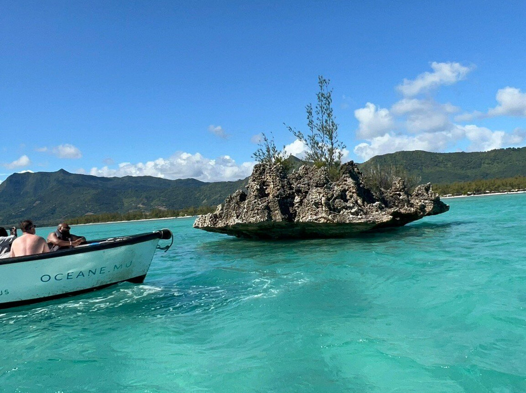 水晶石-莫纳山必去景点