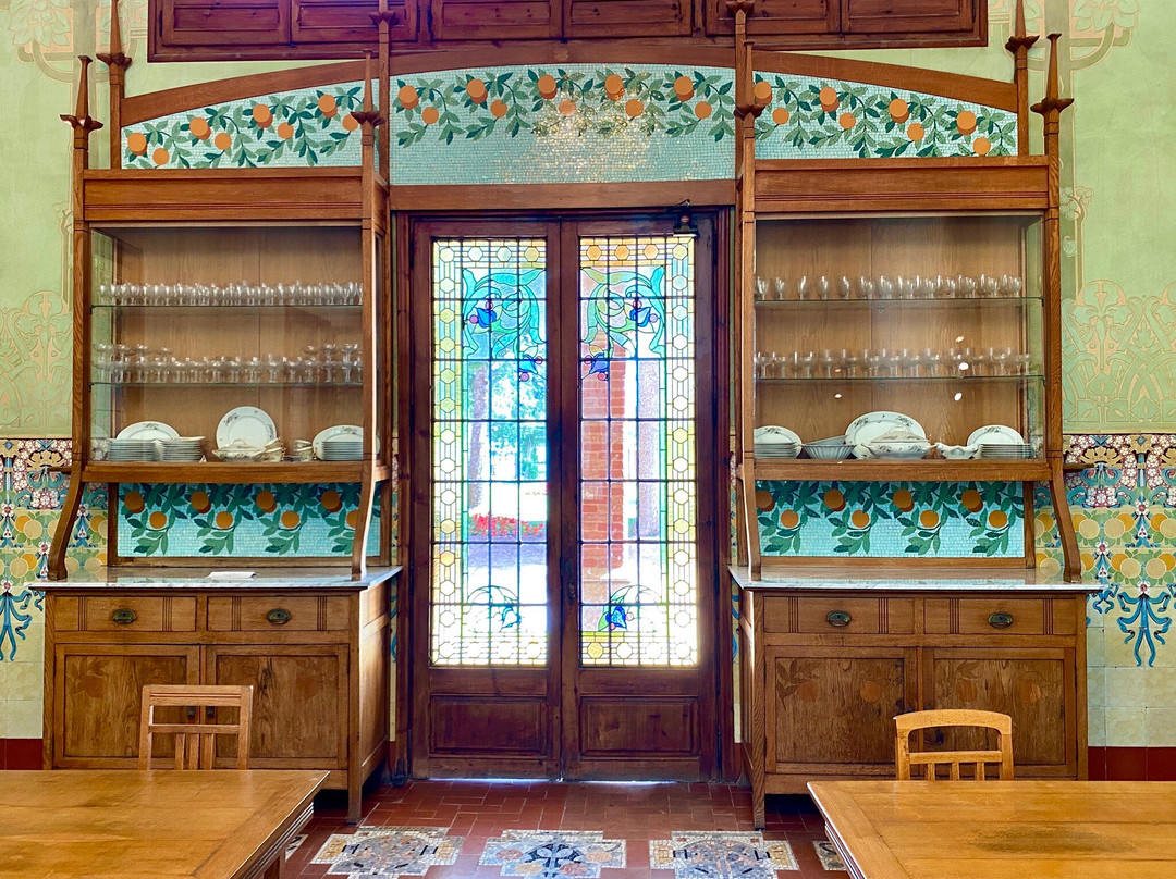 Institut Pere Mata-雷乌斯必去景点