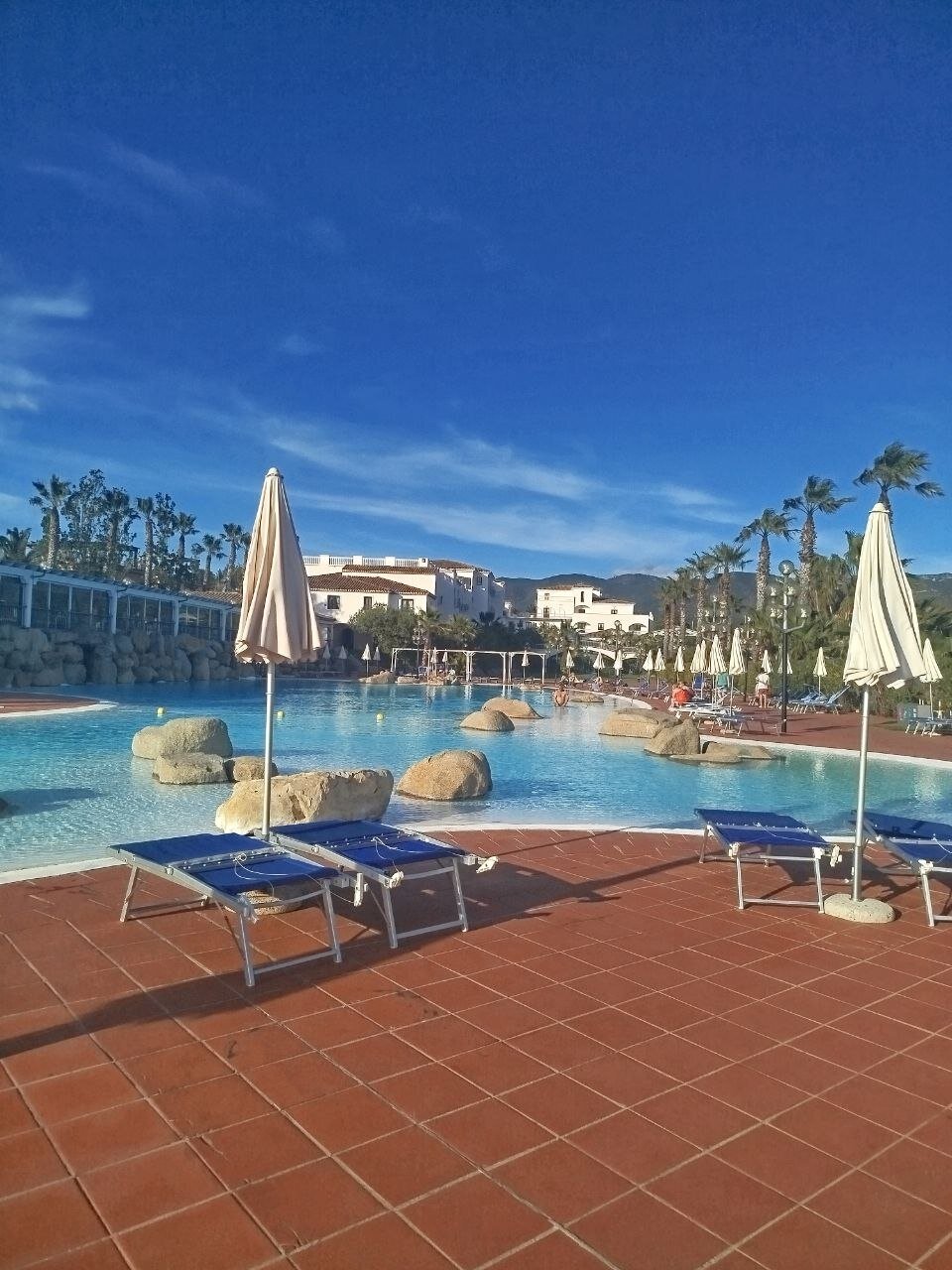 Phi Hotel Sighientu-泳池