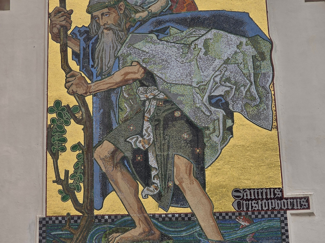 Katholische Pfarrkirche Sankt Blasius-格洛特尔塔尔必去景点