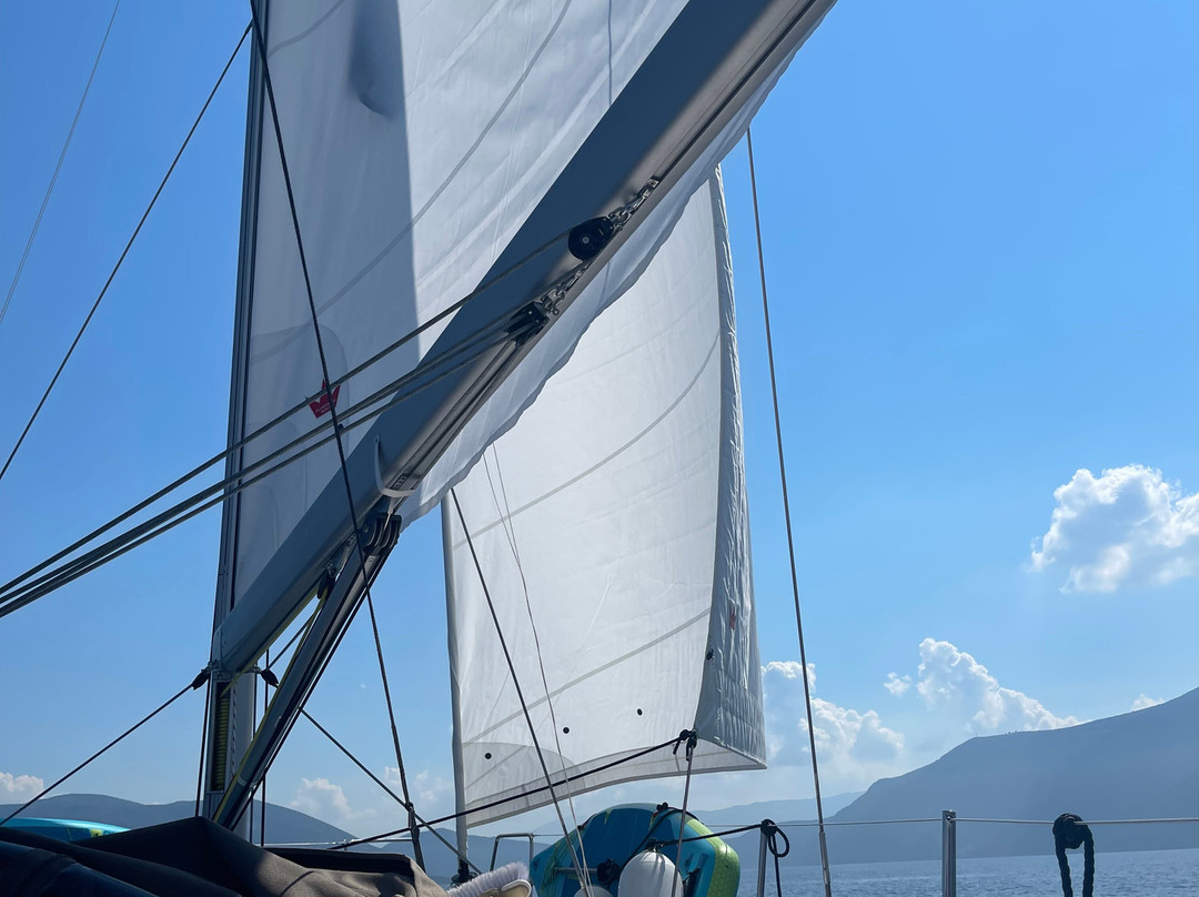 Nisos Yacht Charter-Nidri必去景点