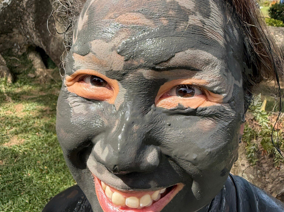 萨贝托泥浆温泉-纳迪市必去景点
