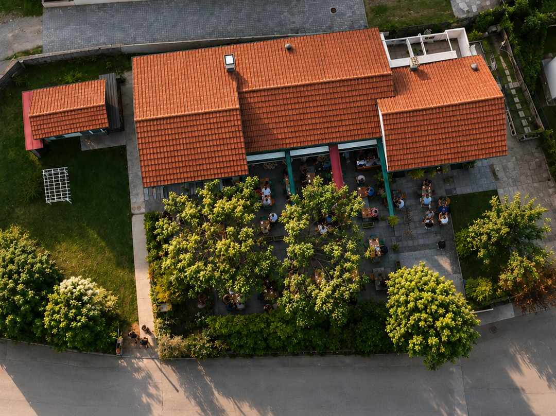 Hotel Santana主图