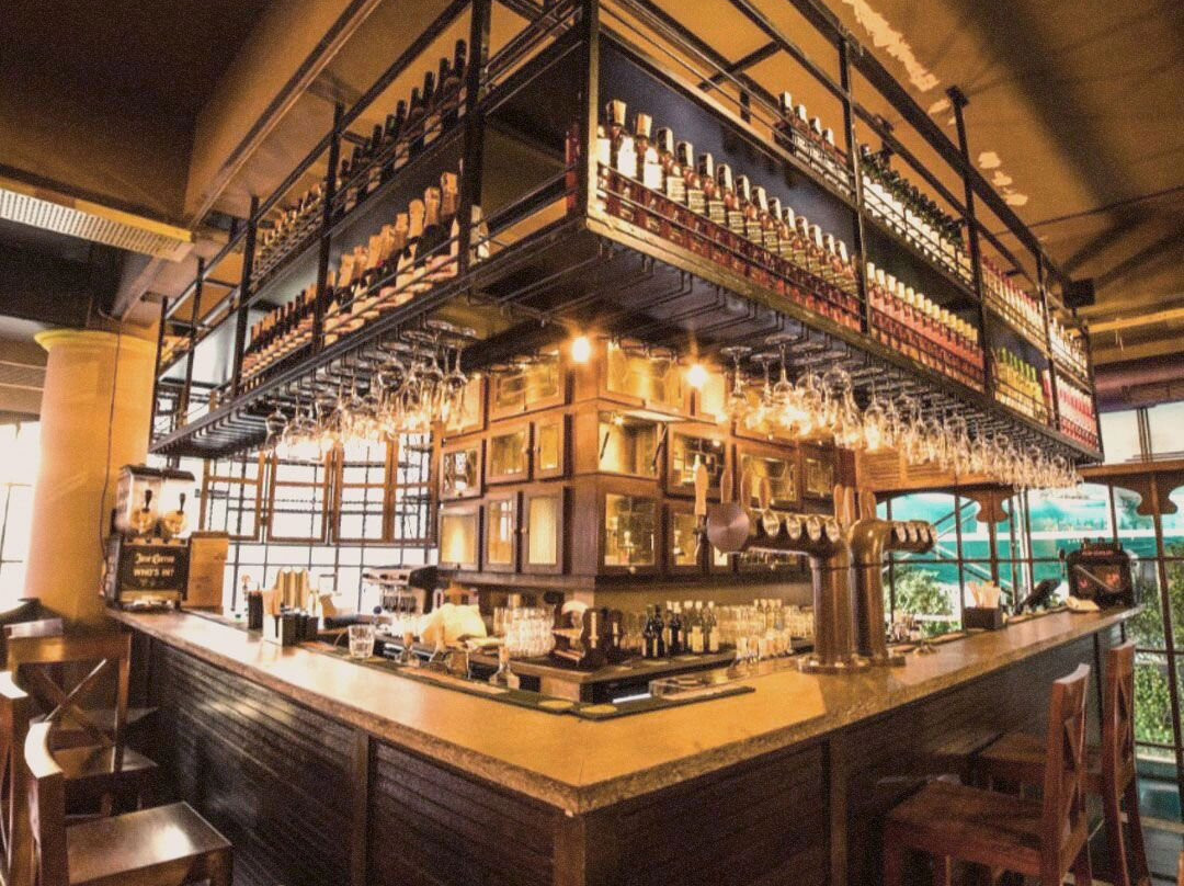 Mitron Cafe & Bar