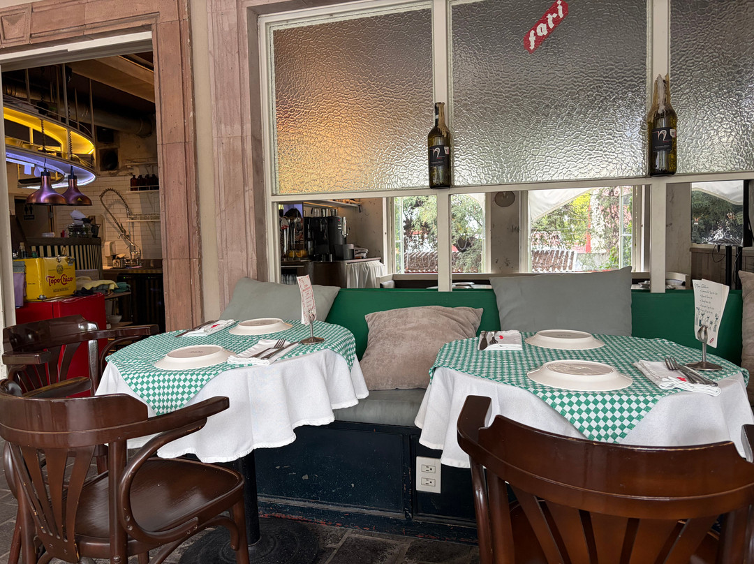 Fari Trattoria