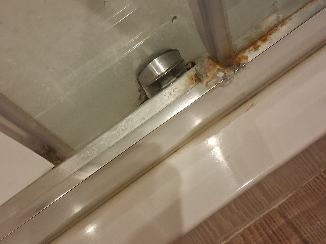 瓦伦西亚4号伊鲁宁酒店主图