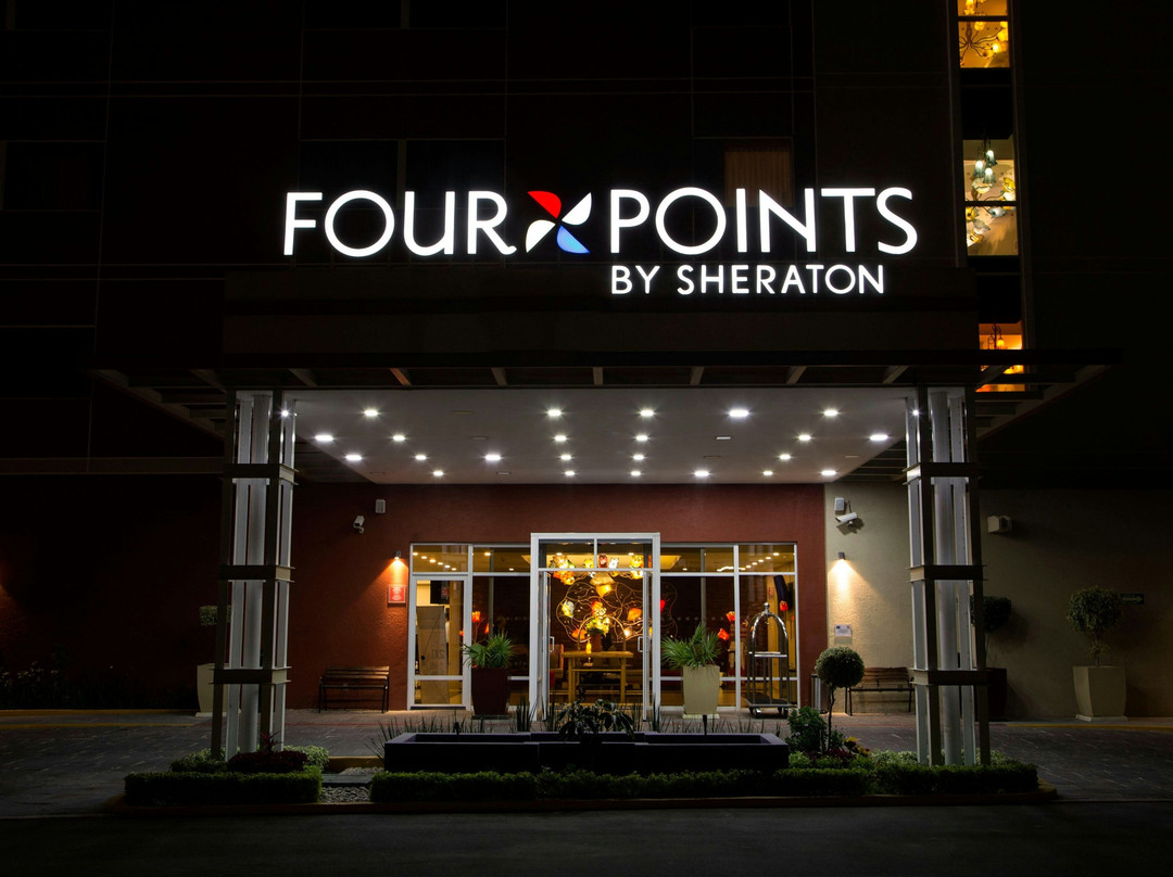 Juriquilla酒店住宿-Four Points by Sheraton Queretaro Norte