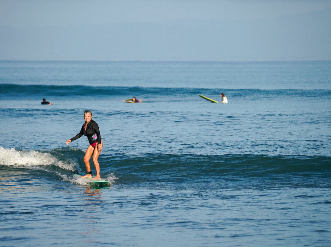 Surf With Amigas - Costa Rica-果菲托必去景点