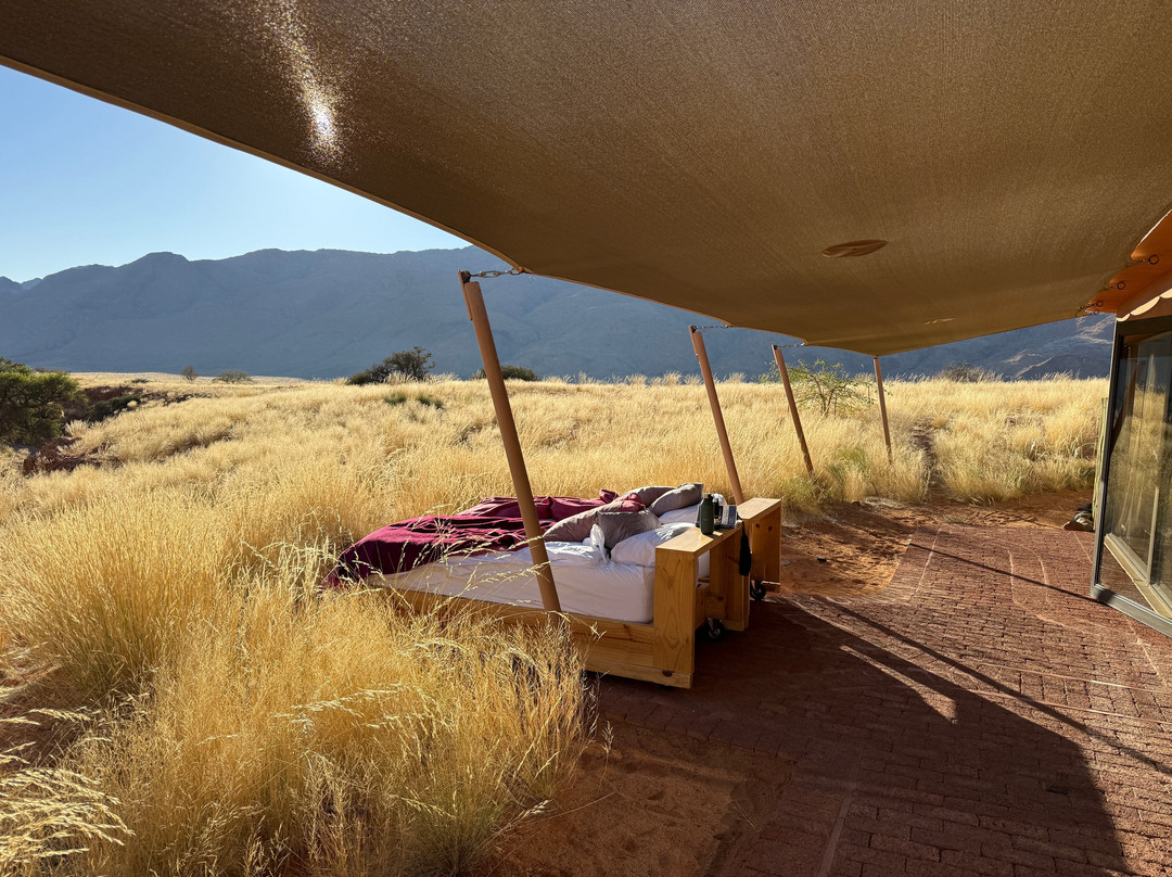 Barkhan Dune Retreat主图