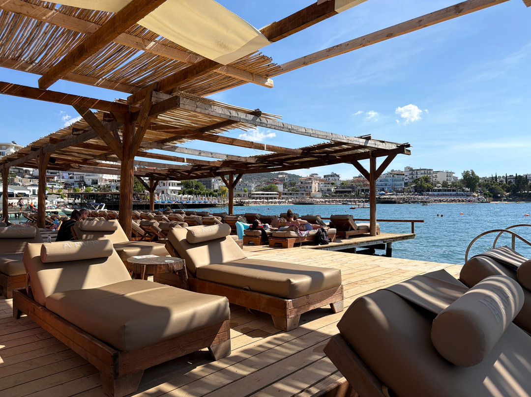 Africana Beach Club Ksamil Sarande