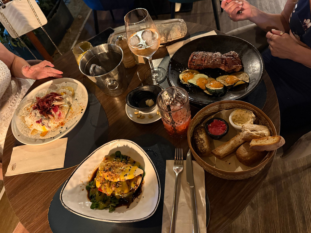 Tabaré Gastrobar