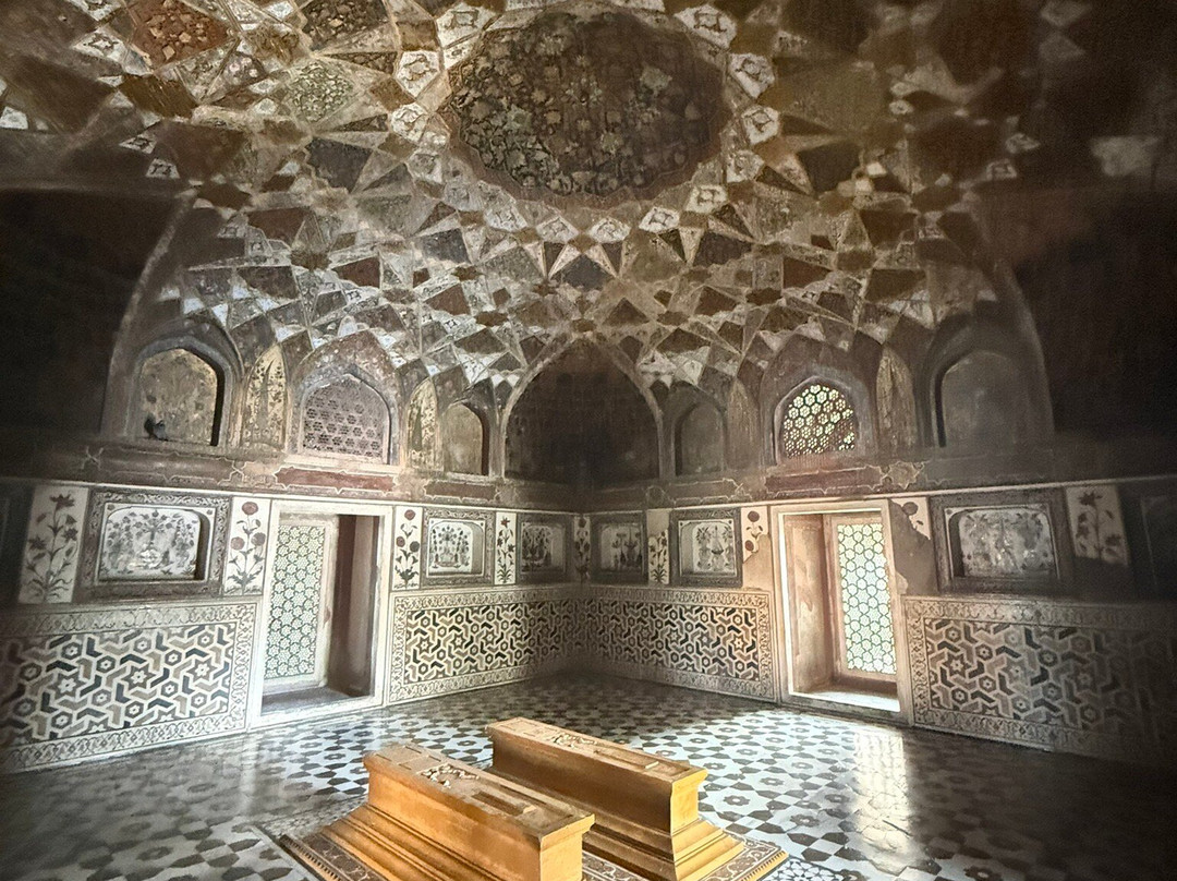 Itmad-ud-Daula-阿格拉必去景点