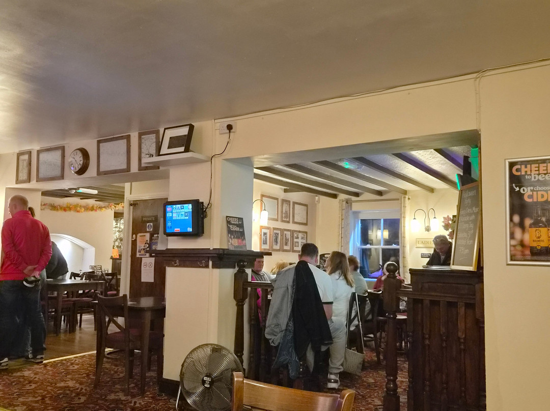 The Top Monkey, Northop Hall-诺特霍普厅必去景点