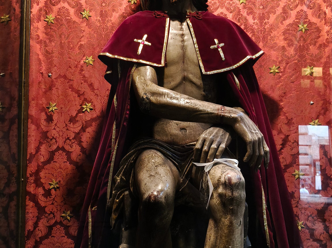 Chiesa dei Santi Filippo e Giacomo - Complesso Museale dell'Arte della Seta-那不勒斯必去景点