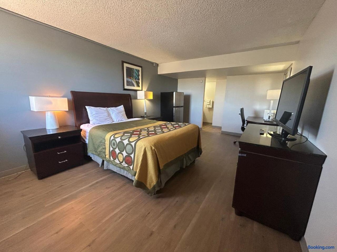 Traveler Inn