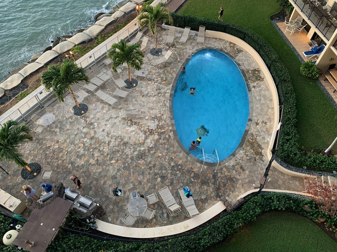 霍洛拉尼海滨公寓主图