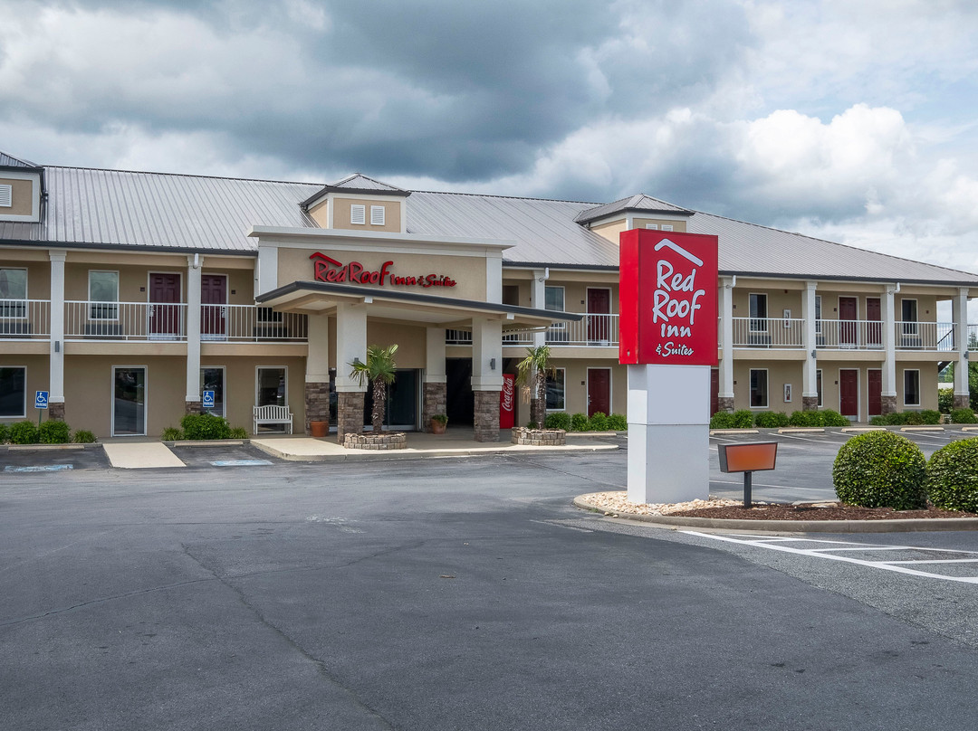 Red Roof Inn & Suites Calhoun主图