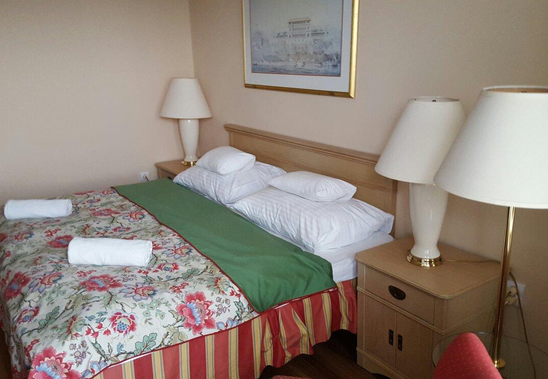 Alsopahok酒店住宿-CE Quelle Hotel