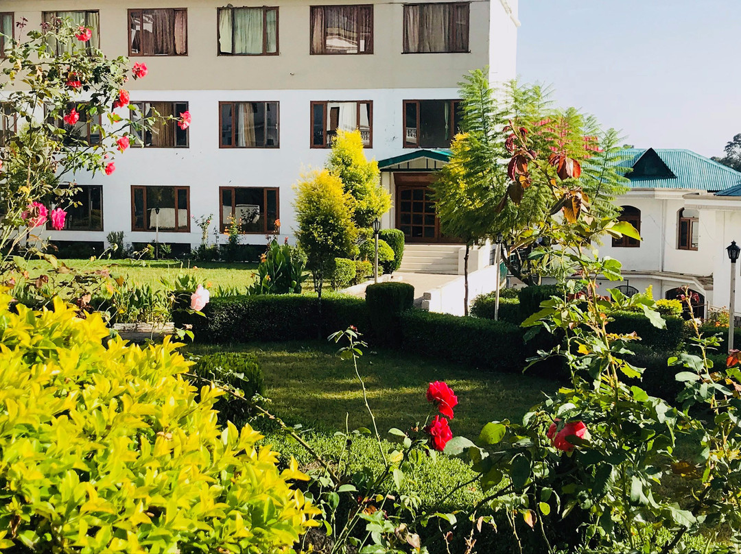 Palampur酒店住宿-Fresco Hotel & Residences