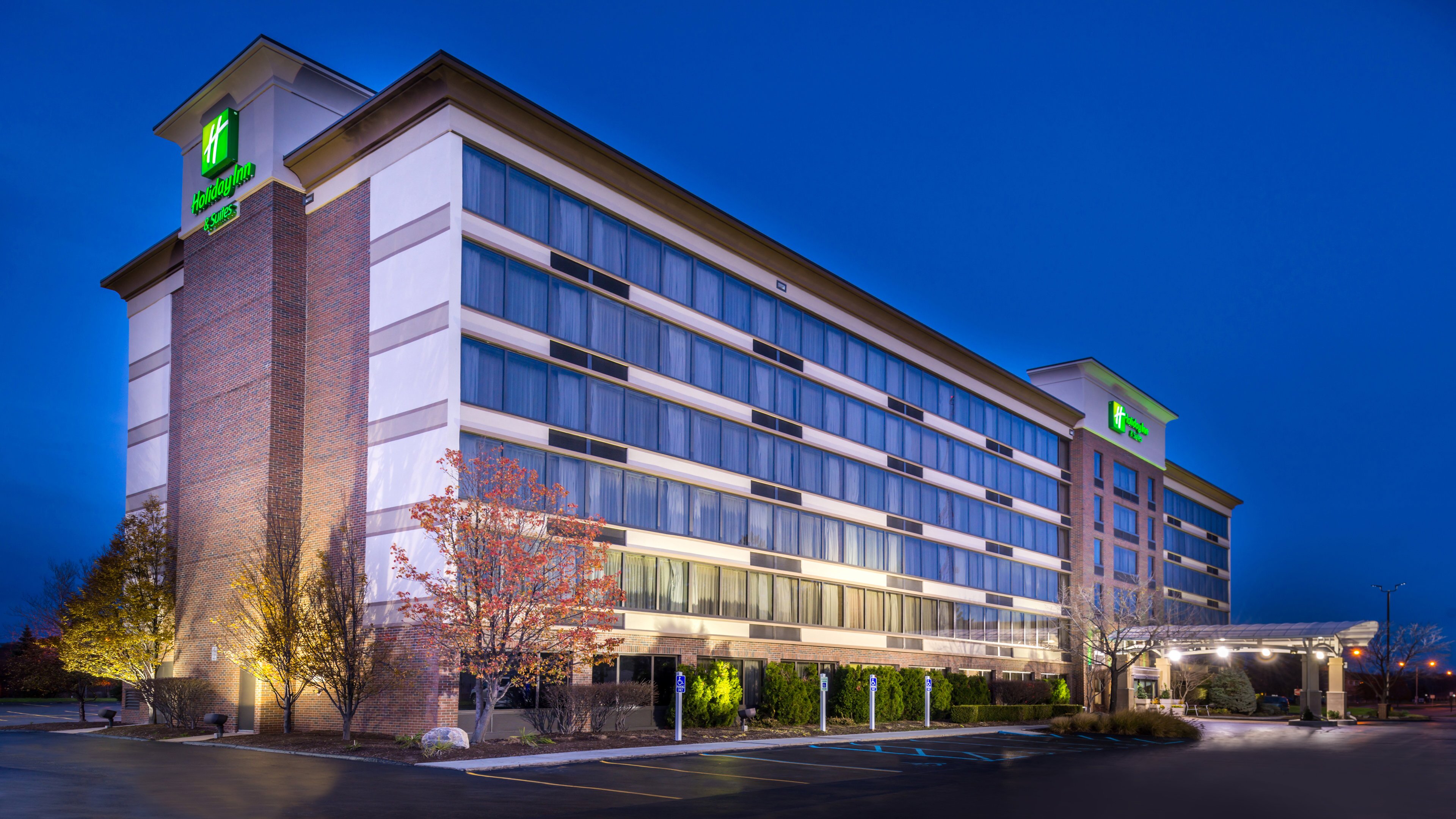 Holiday Inn & Suites Warren by IHG-官方