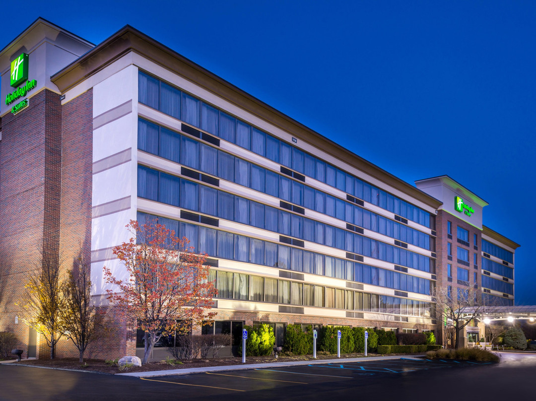 Center Line酒店住宿-Holiday Inn & Suites Warren by IHG