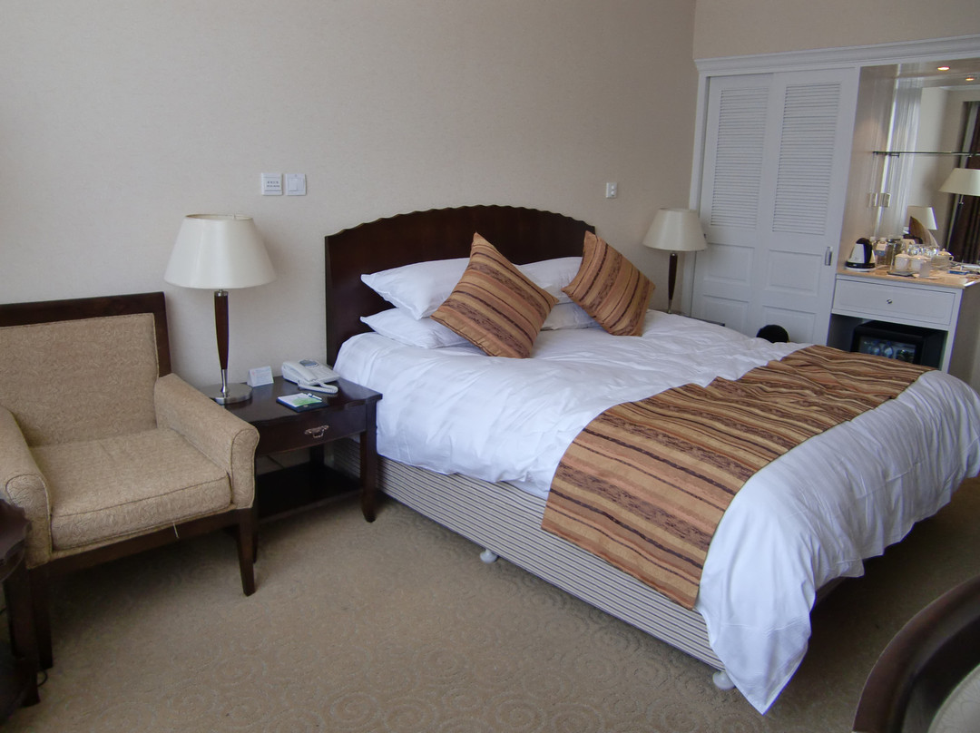 蓝宫大饭店主图