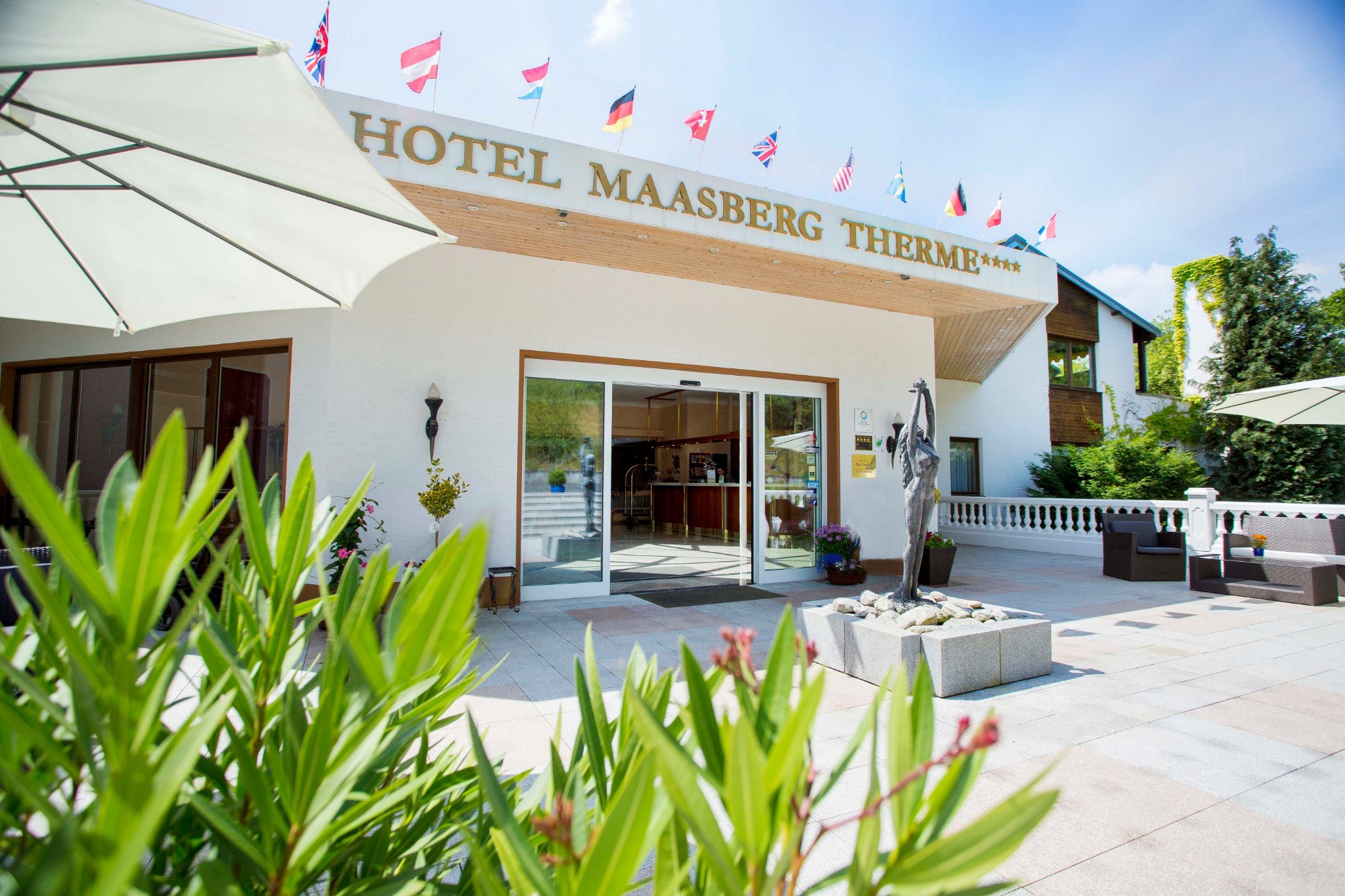 Hotel Maasberg Therme-官方