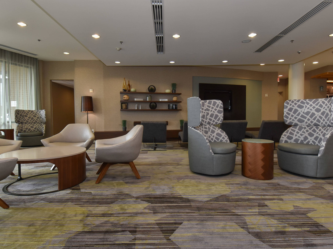 Courtyard by Marriott Charlotte Concord主图
