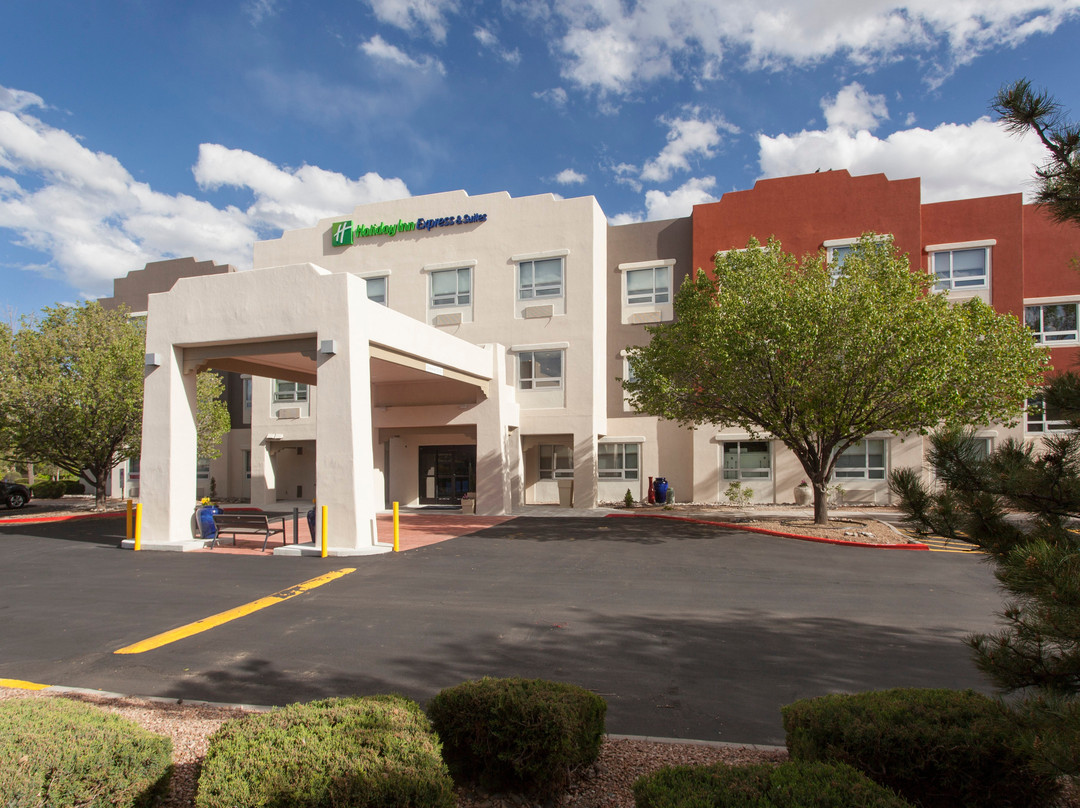 Holiday Inn Express & Suites Santa Fe By IHG