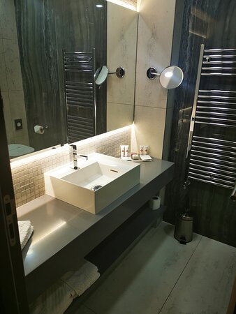 Ramada by Wyndham Ramnicu Valcea主图