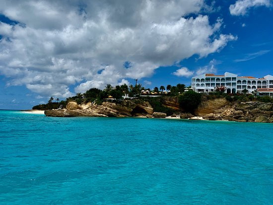 Paper Boat Charter-Anse Marcel必去景点