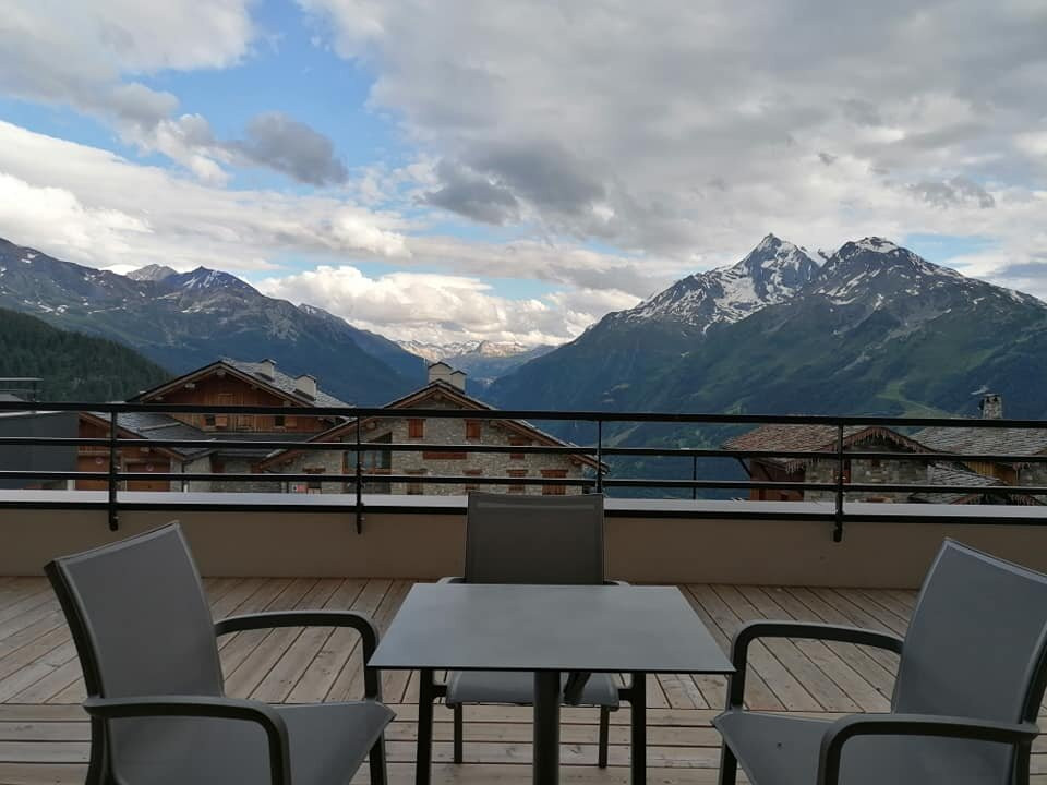 MGM Hotels & Residences Alpen Lodge主图