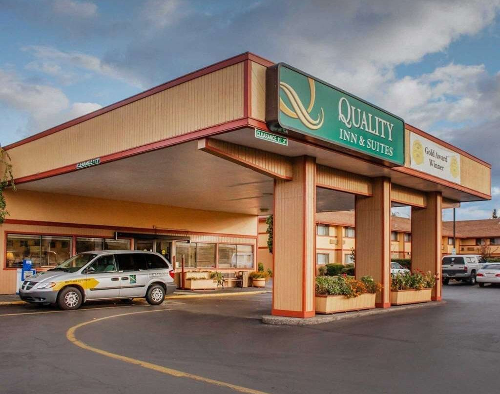 梅德福酒店住宿-Quality Inn & Suites