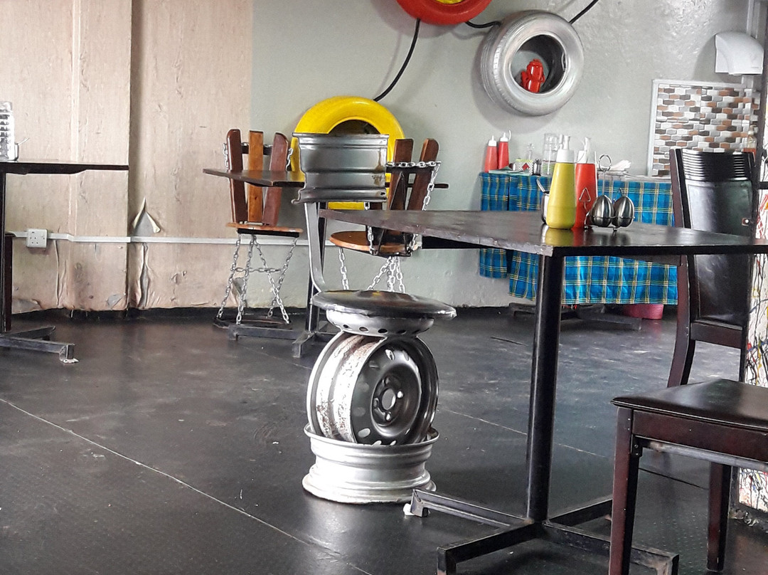 Hotel ELSOLS by Chrismit