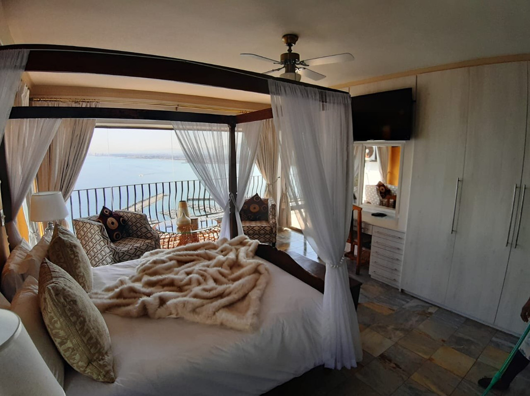HarbourView Lodge