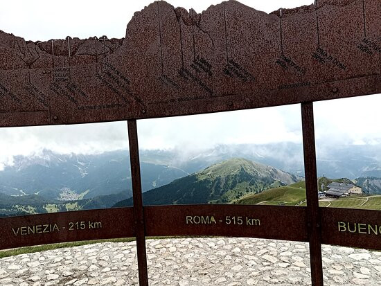 Fermeda Chairlift景点图片