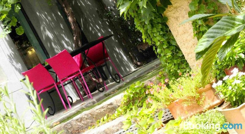 Maison D'hôtes Côté Cour主图