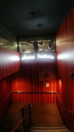 Archie Brothers Cirque Electriq Newmarket景点图片