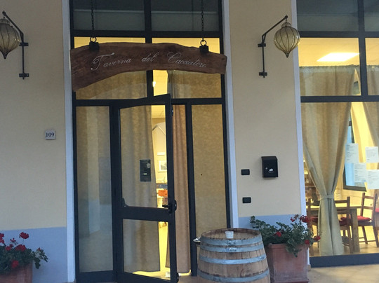 Villanuova sul Clisi餐馆和美食-Taverna Del Cacciatore