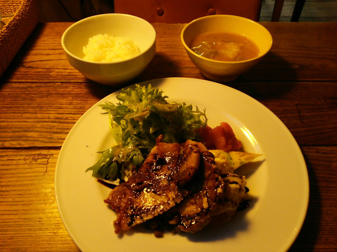 萩市餐馆和美食-La Ceiba