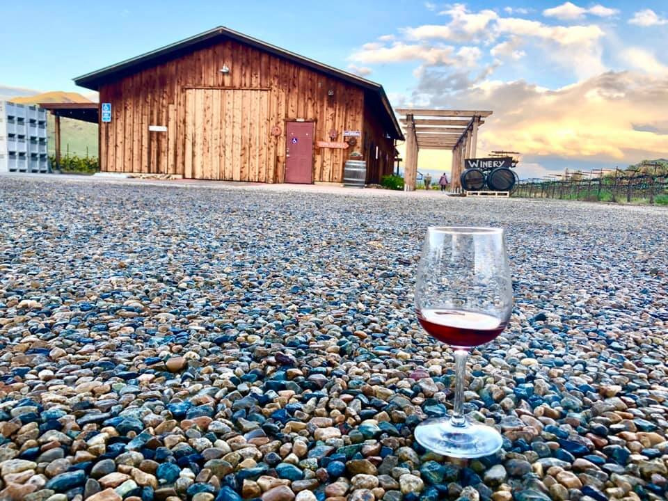 Cedar View Winery景点图片