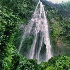 Maluk旅游景点-Sekeper Waterfall