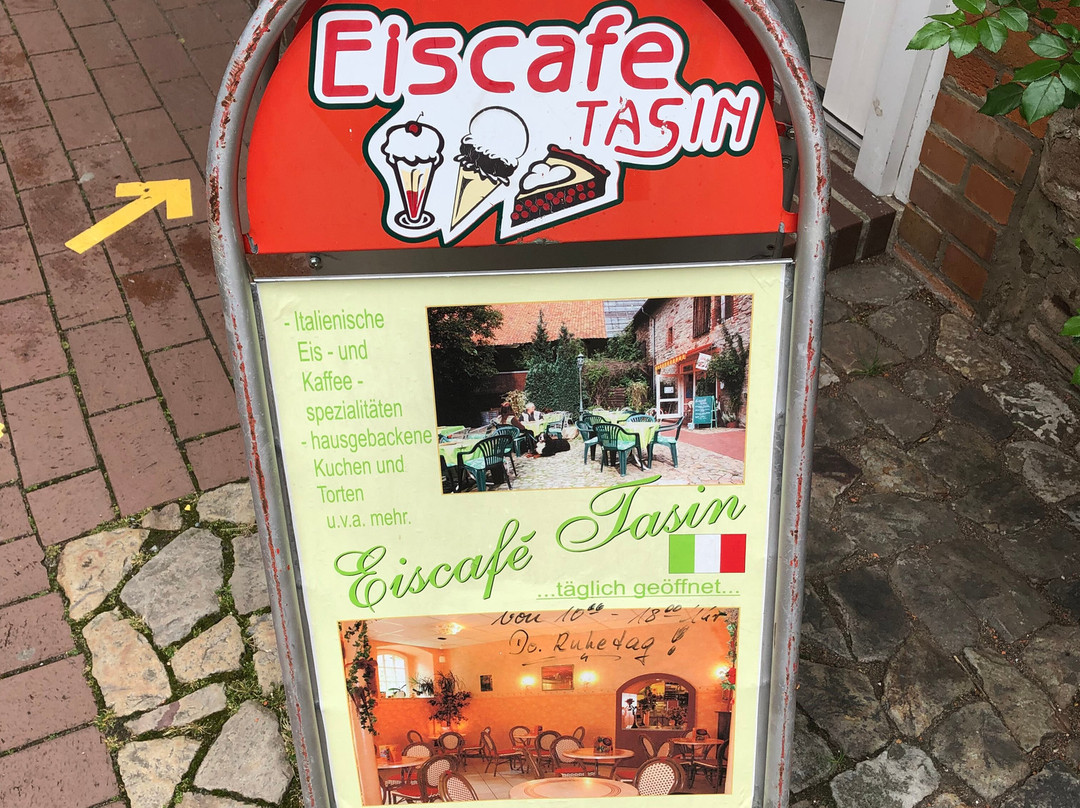 Eiscafe Tasin