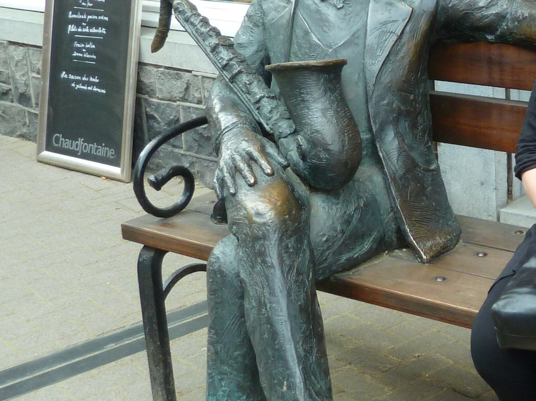 Adolphe Sax Statue景点图片