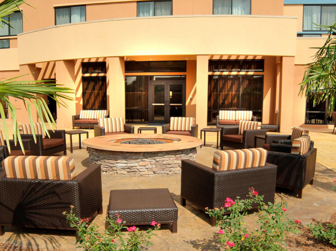 Courtyard by Marriott Jackson Airport/Pearl主图