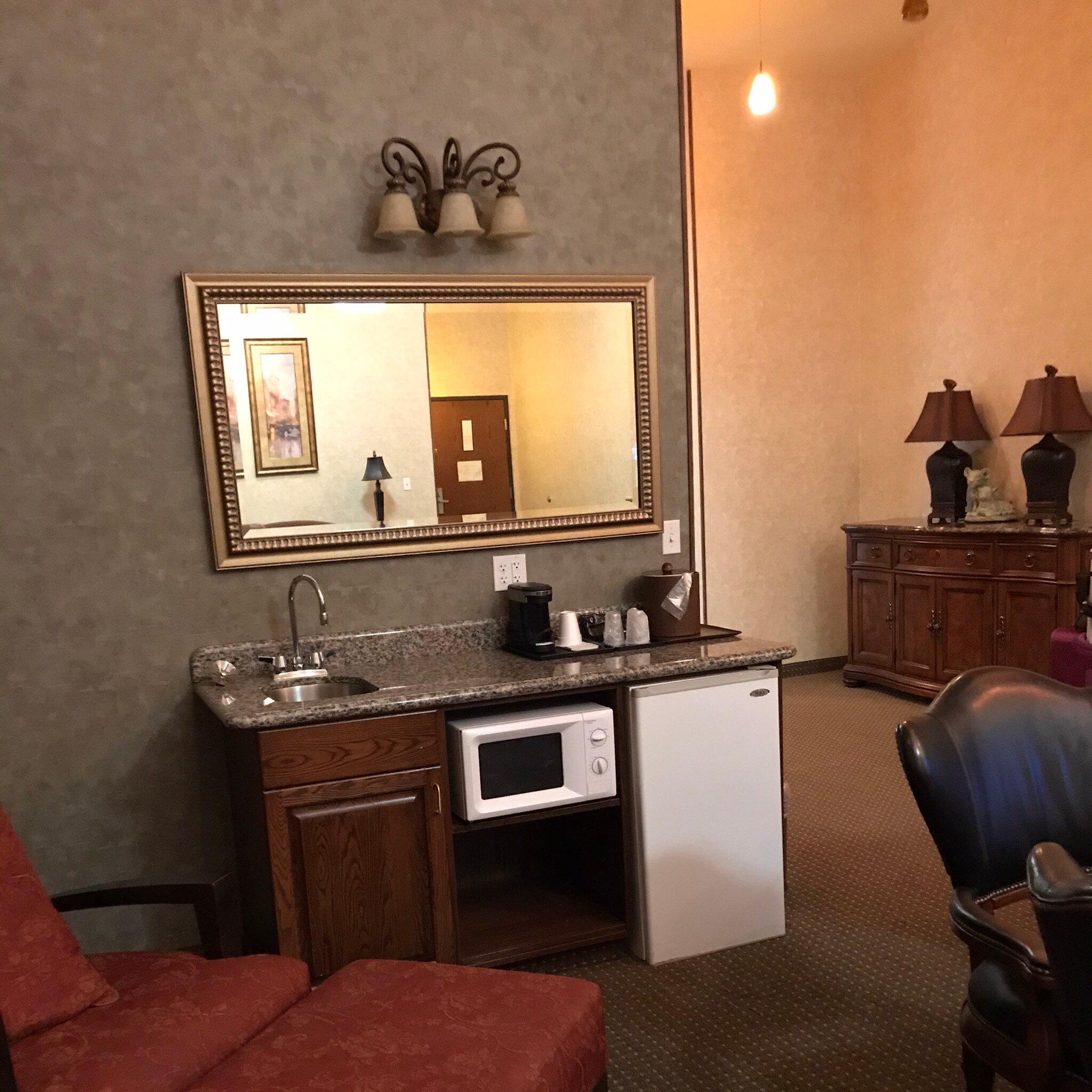 Rushmore Express Inn & Family Suites-官方