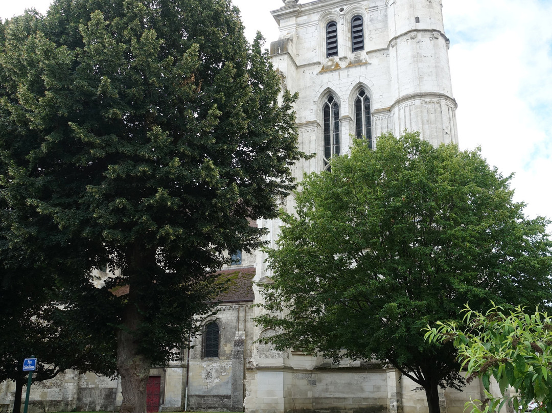 Eglise Saint Etienne-博韦必去景点