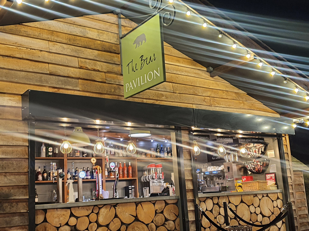 罗德布鲁熊酒店主图